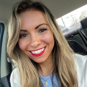 Meet your Posher, Brooke